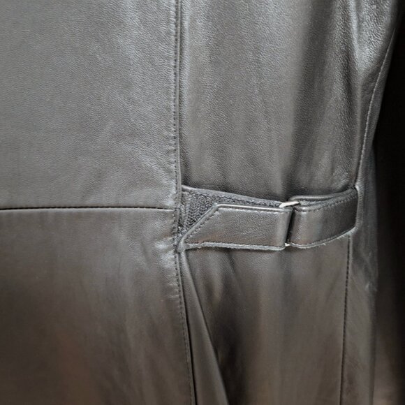 Danier Black Leather Trench Coat with winter lining size 6-8 - Picture 6 of 15